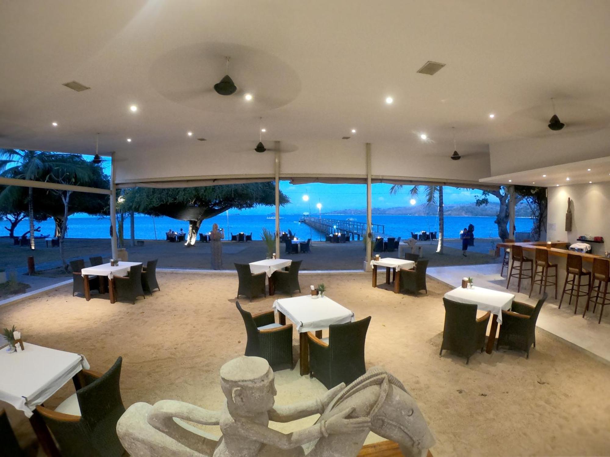 Kokomo Resort Gili Gede Exteriör bild